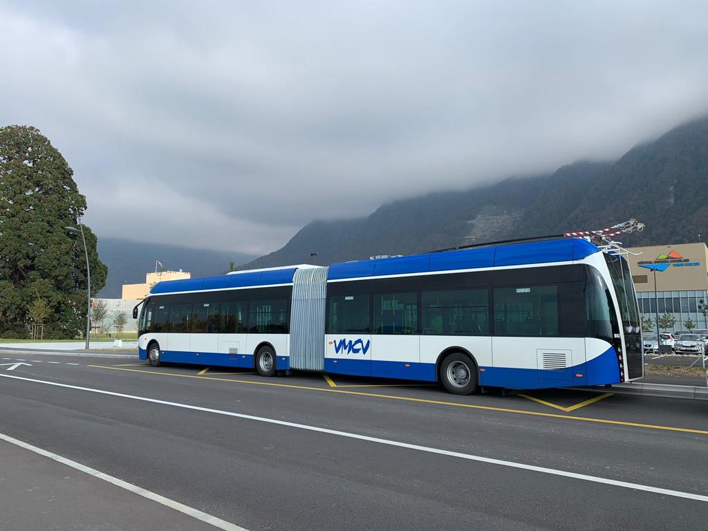 Moins de bus vers l'Hôpital Riviera-Chablais? Des élus demandent des explications au Conseil d'État
